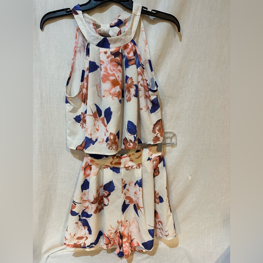 Beautiful 2pc. Summer Outfit